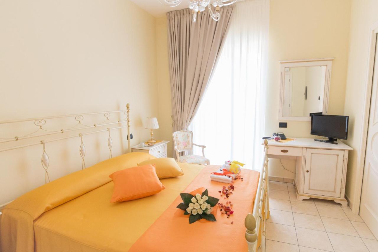 Villa Marchesa Castelnuovo Cilento Extérieur photo